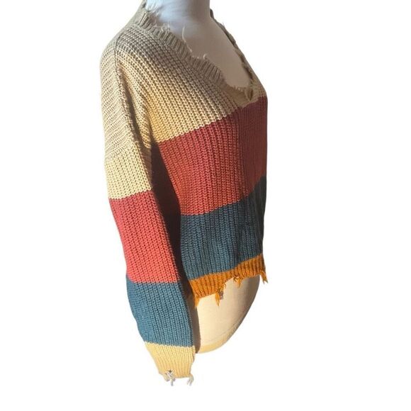 Derek Heart Colorblock Distressed Cropped  VNeck Sweater, L - Picture 5 of 16